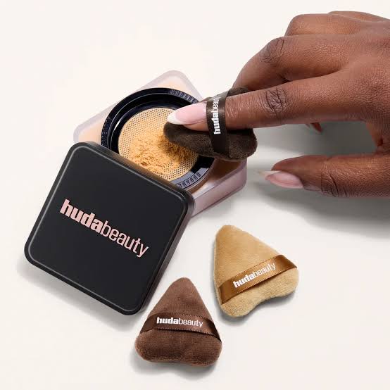 Huda Beauty Mini Easy Bake Powder Puff Trio