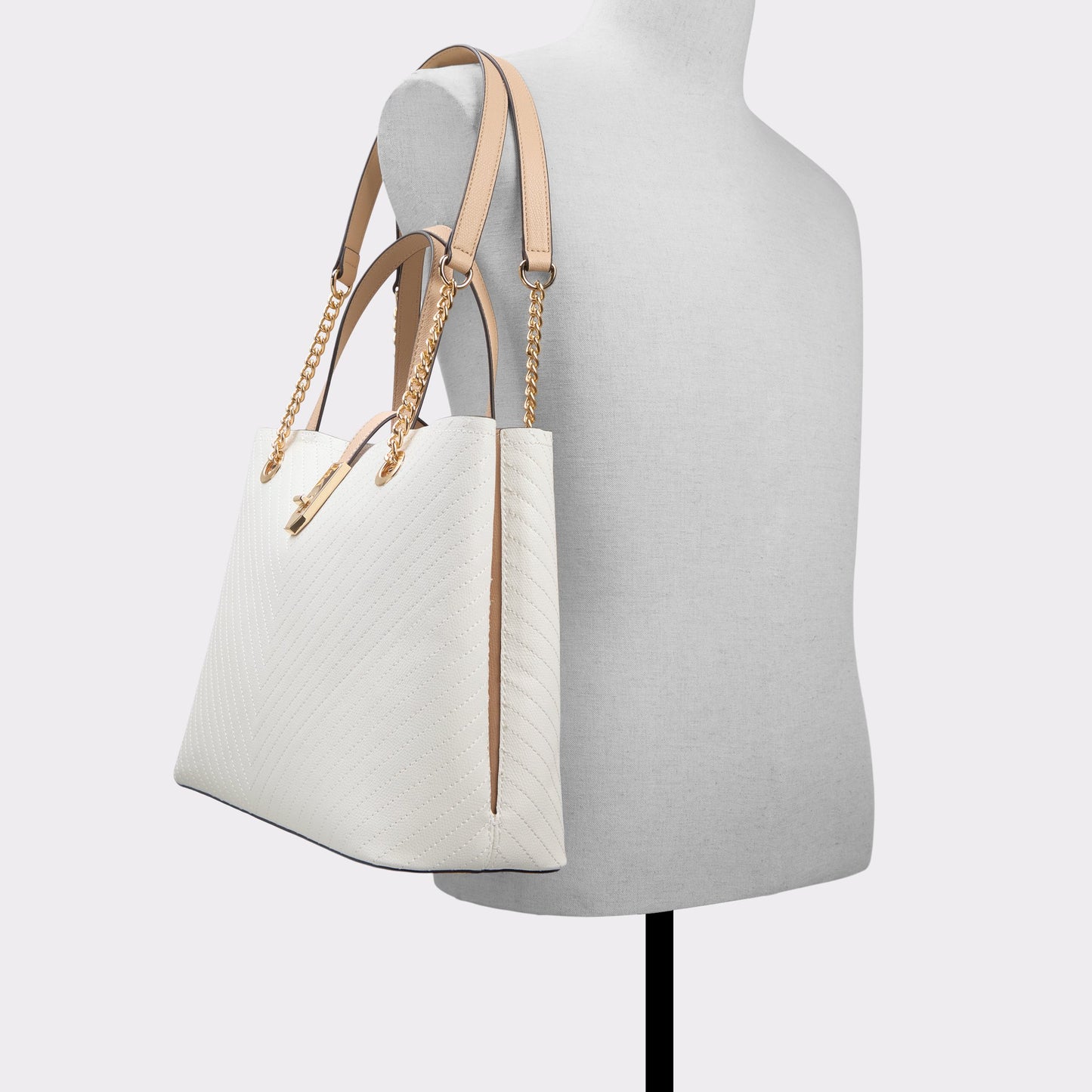 Aldo lloronnx Tote bag.
