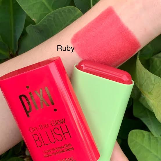 PIXI ON THE GLOW BLUSH