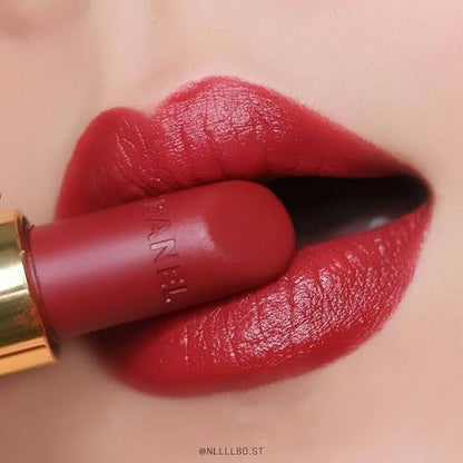 CHANEL ROUGE ALLURE VELVET
LUMINOUS MATTE LIP COLOUR
MINI