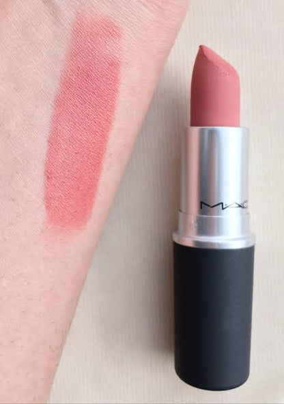 MAC FULL SIZE LIPSTICKS