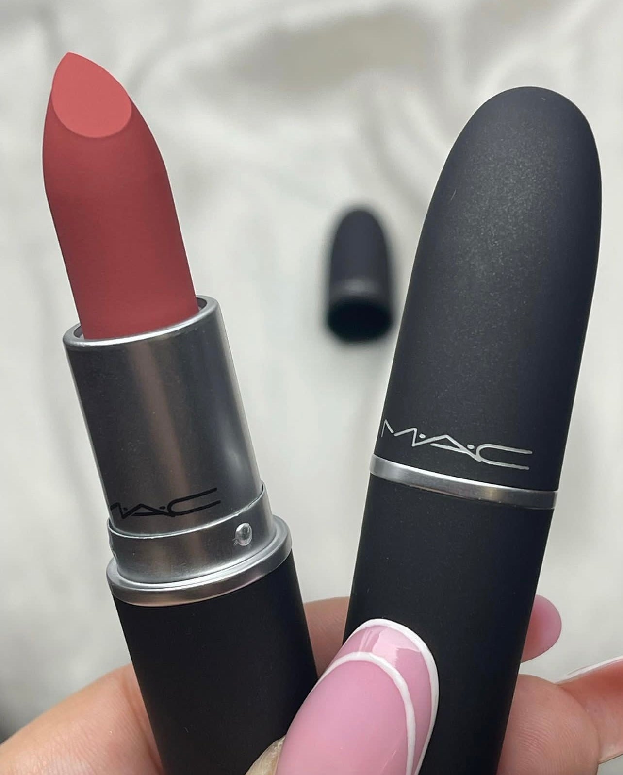 MAC FULL SIZE LIPSTICKS