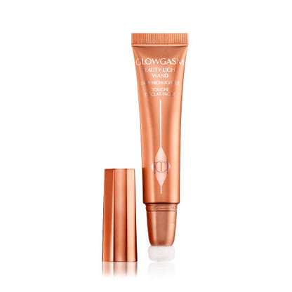 CHARLOTTE TILBURY Highlighter Wand