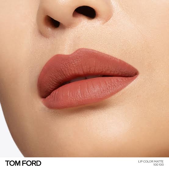 TOM FORD 
Lip Color Matte Lipstick in Shade (100)