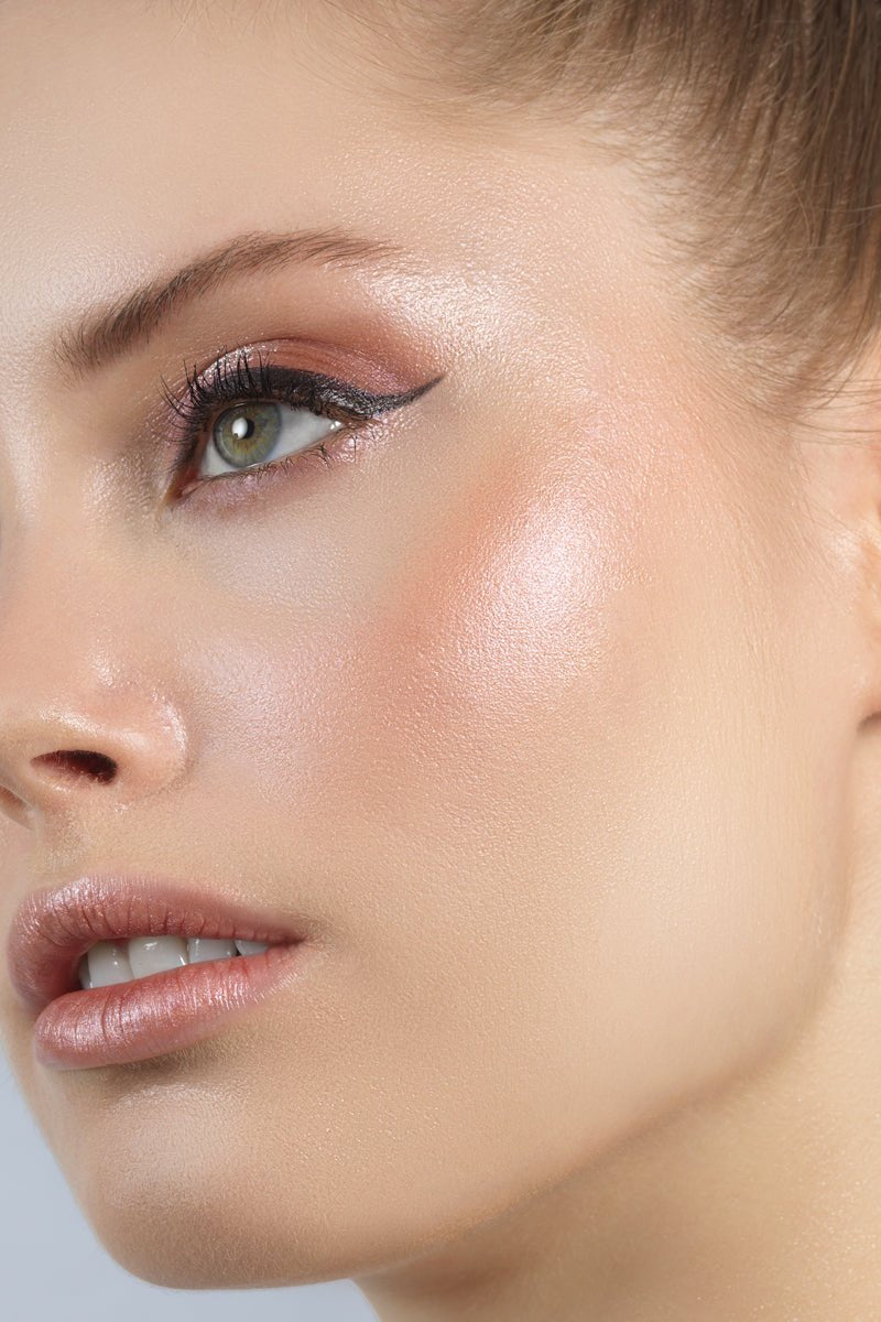 STILA HEAVEN'S HUE HIGHLIGHTER….KiTTEN