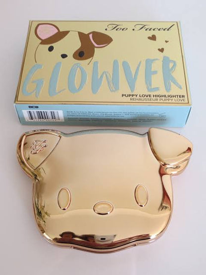 TOO FACED GLOVER PUPPY HIGHLIGHTER