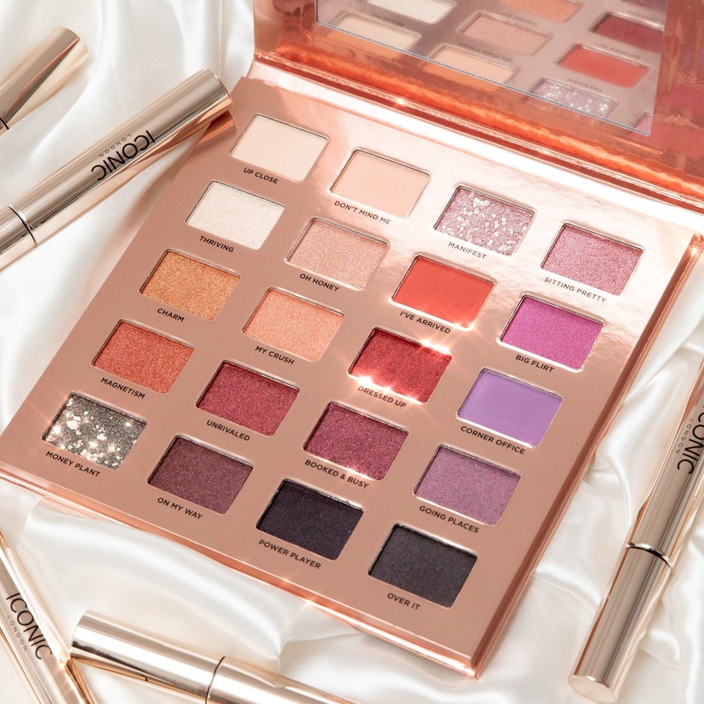 ICONIC OF LONDON…….DESK TO DANCE EYESHADOW PALETTE