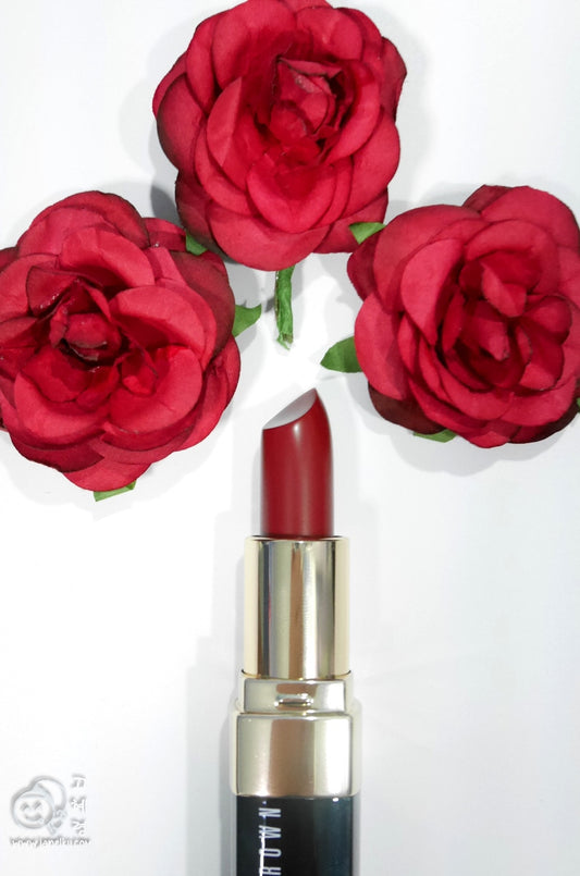 Bobbi Brown Lip Color No. 09 Burnt Red