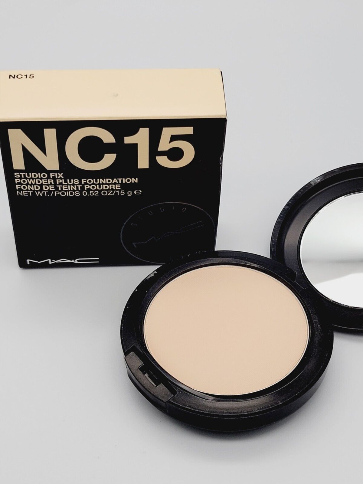 MAC STUDIO FIX POWDER