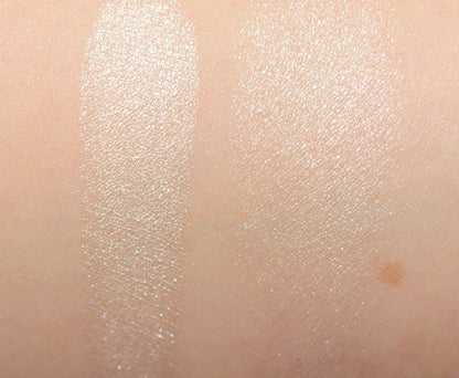 Double-Gleam MAC EXTRA DIMENSION SKINFINISH